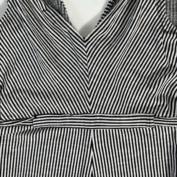 MAX STUDIO STRIPED TIE WAIST SLEEVES CROP JUMPSUIT SIZE S COLOR WHITE/BLUE NWT - Picture 7 of 11